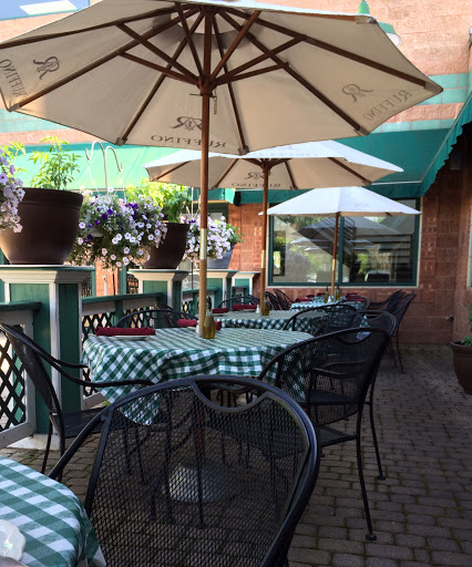 Rocco's Little Italy